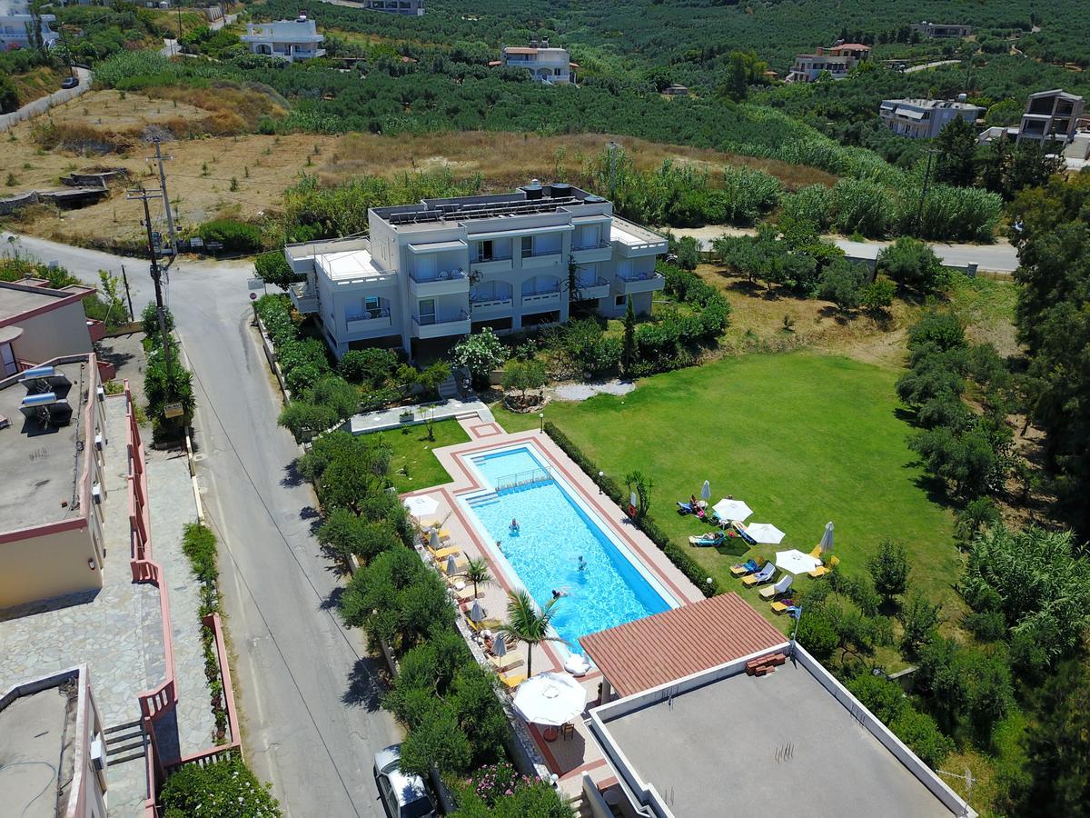 Merabello Apartments Agia Marina  Exterior photo