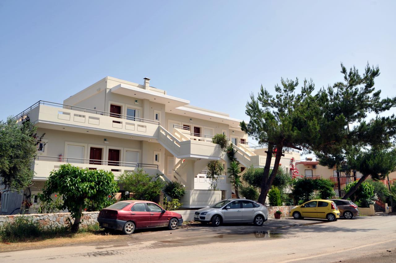 Merabello Apartments Agia Marina  Exterior photo